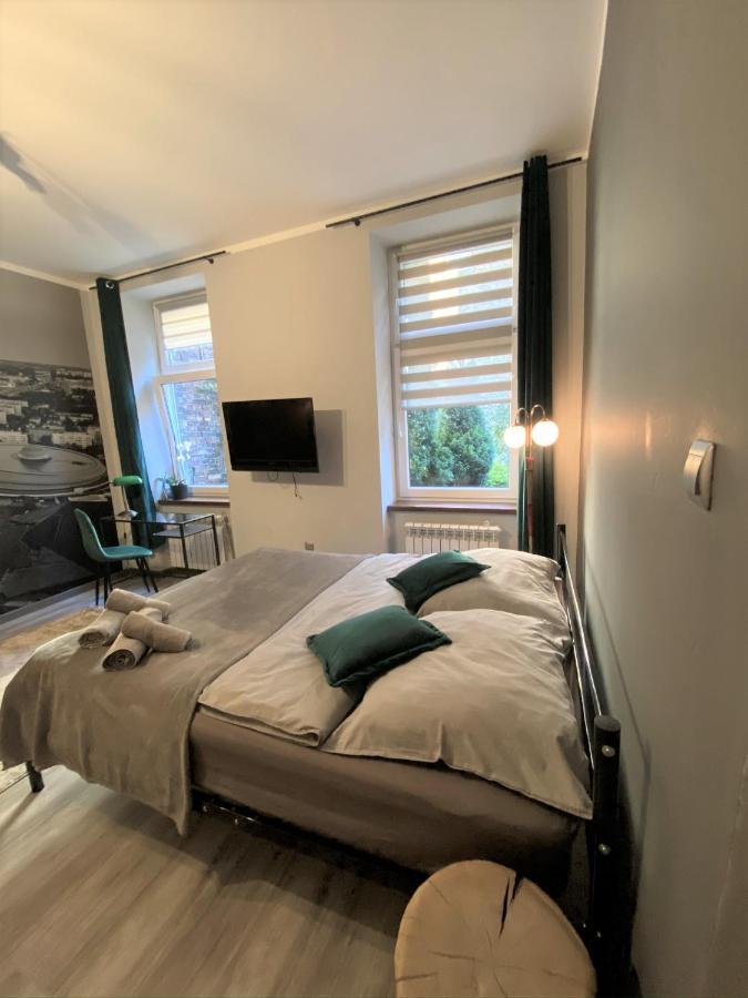 Apartament Czarne Zloto Катовіце Екстер'єр фото